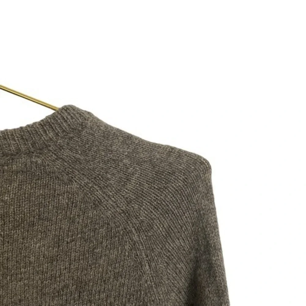 J. Crew Mens Small Grey Colorblock Donegal Speckled Raglan Crewneck Sweater